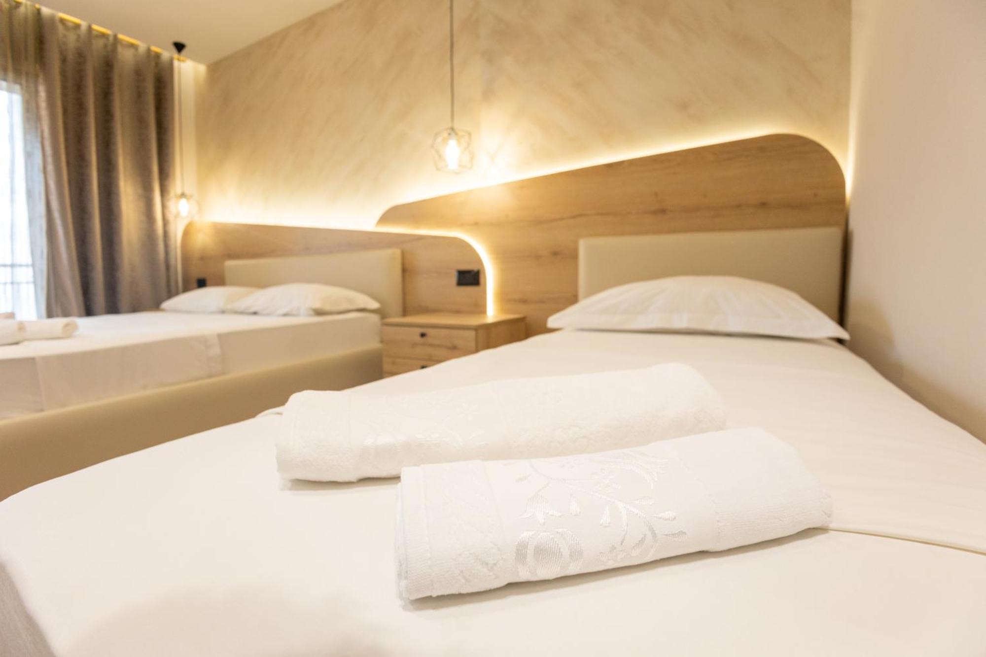 Hotel Klebrido ドゥラス エクステリア 写真