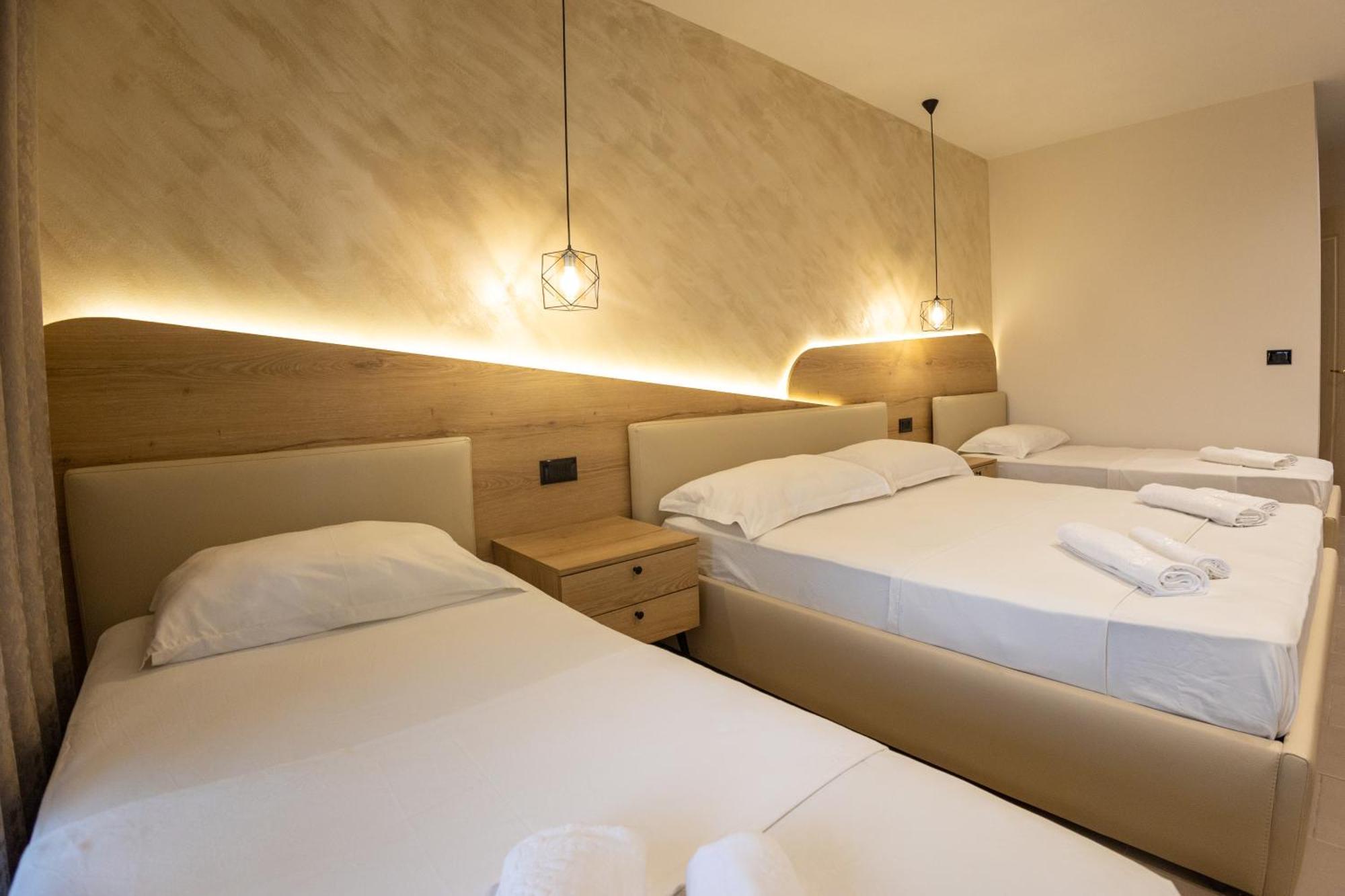 Hotel Klebrido ドゥラス エクステリア 写真