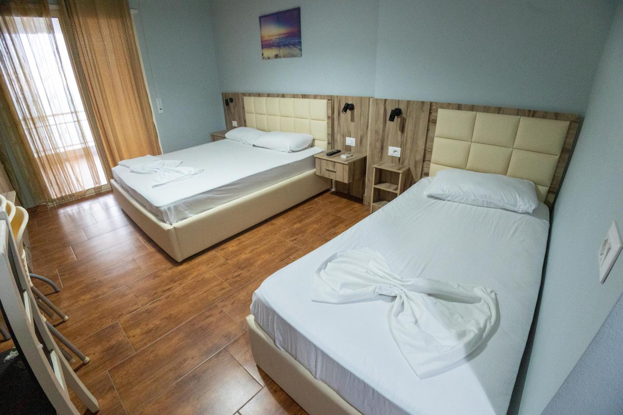 Hotel Klebrido ドゥラス エクステリア 写真