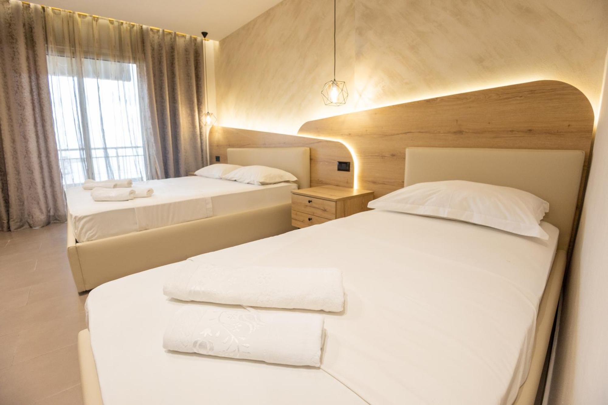 Hotel Klebrido ドゥラス エクステリア 写真