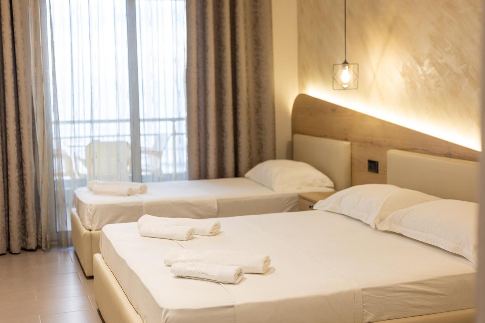 Hotel Klebrido ドゥラス エクステリア 写真